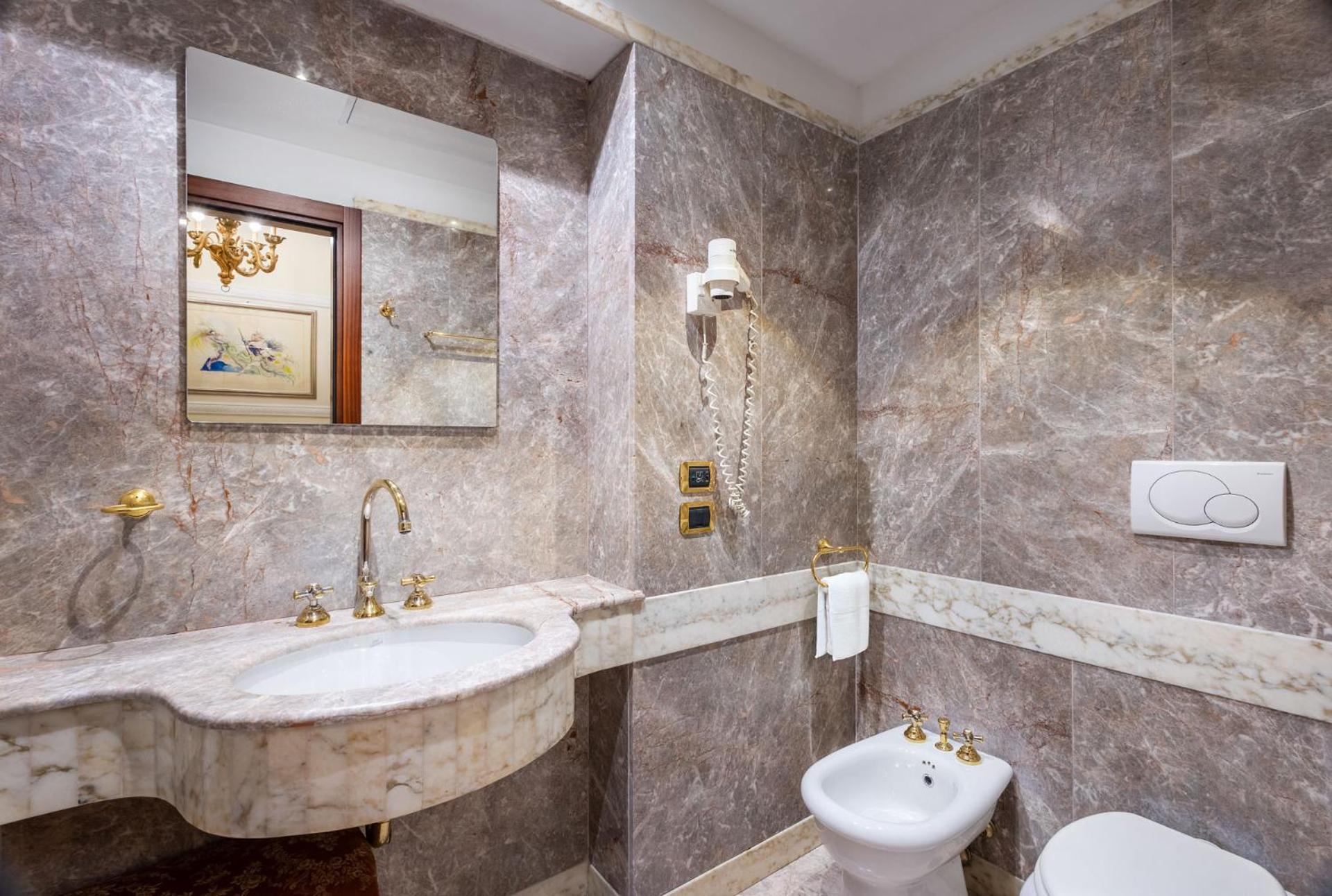 Hotel Des Epoques Rome Bagian luar foto