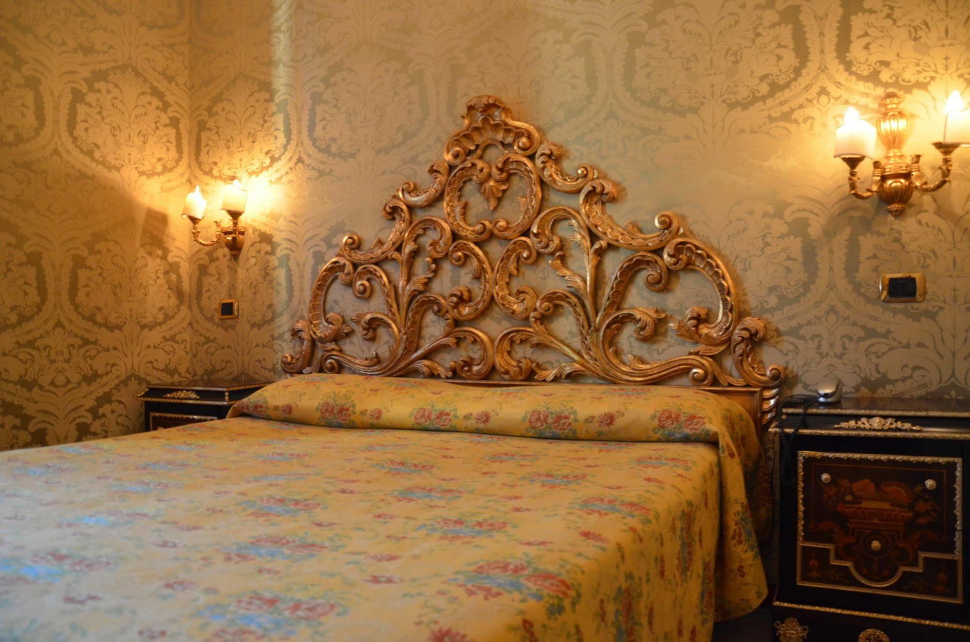 Hotel Des Epoques Rome Bagian luar foto